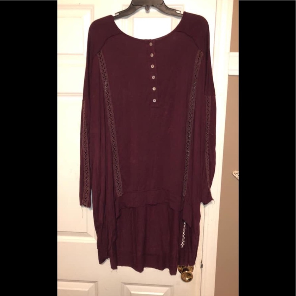 POL brand. tunic. maroon